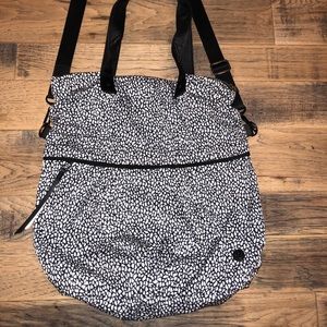 Lululemon bag
